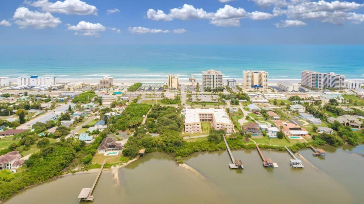 Aquamarine Suite At Sunglow Resort By Brightwild Daytona Beach Shores Exterior photo