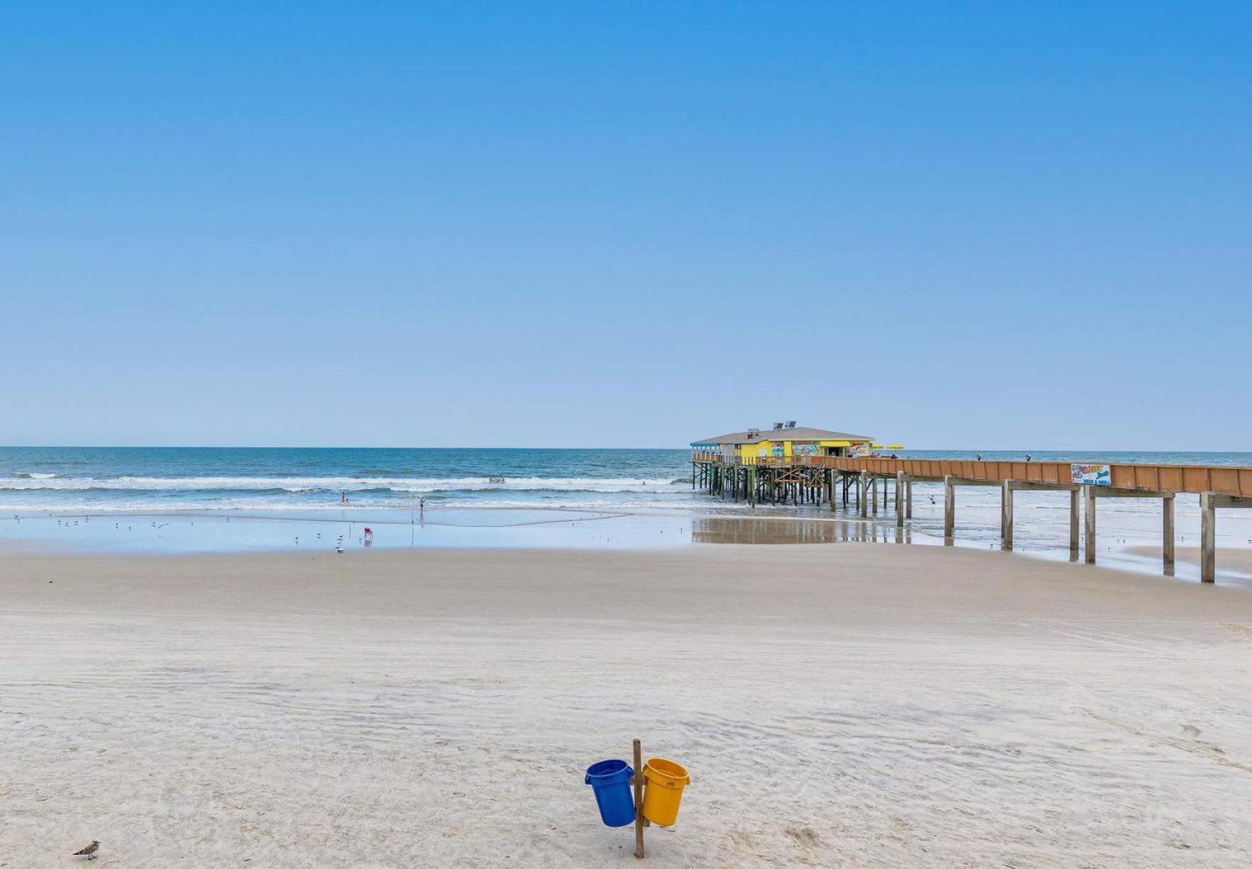 Aquamarine Suite At Sunglow Resort By Brightwild Daytona Beach Shores Exterior photo